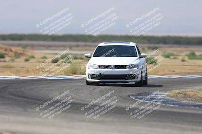 media/Sep-20-2025-Extreme Speed (Sat) [[1fcc23683c]]/Blue (Low Intermediate)/Session 2 (Sunrise)/